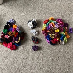 scrunchies | 146 scrunchies